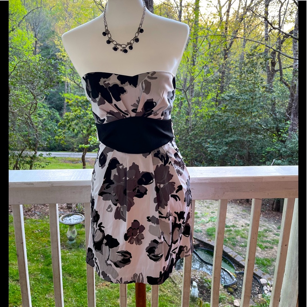 Trixxi Floral Strapless Dress 3 jr. FREE SHIP